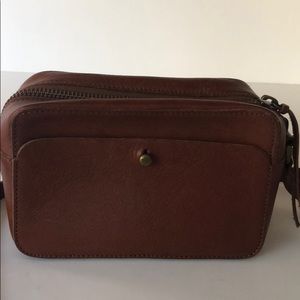 Madewell shoulder bag in cognac/tan